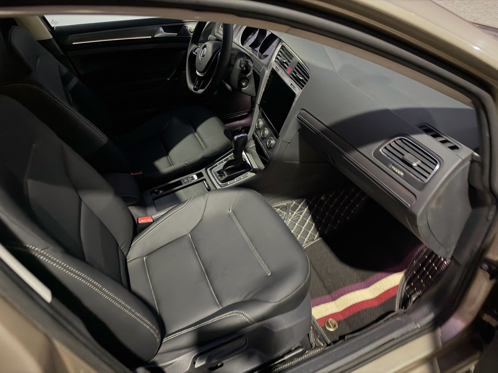 Volkswagen Golf 2016 car image #4