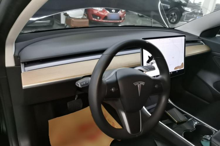 Tesla Model 3 2020 #10 Tesla Model 3 2020 car image #10