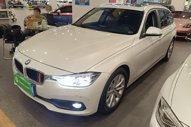 BMW 3 Series (Imported) 2016 #2 BMW 3 Series (Imported) 2016 car image #2