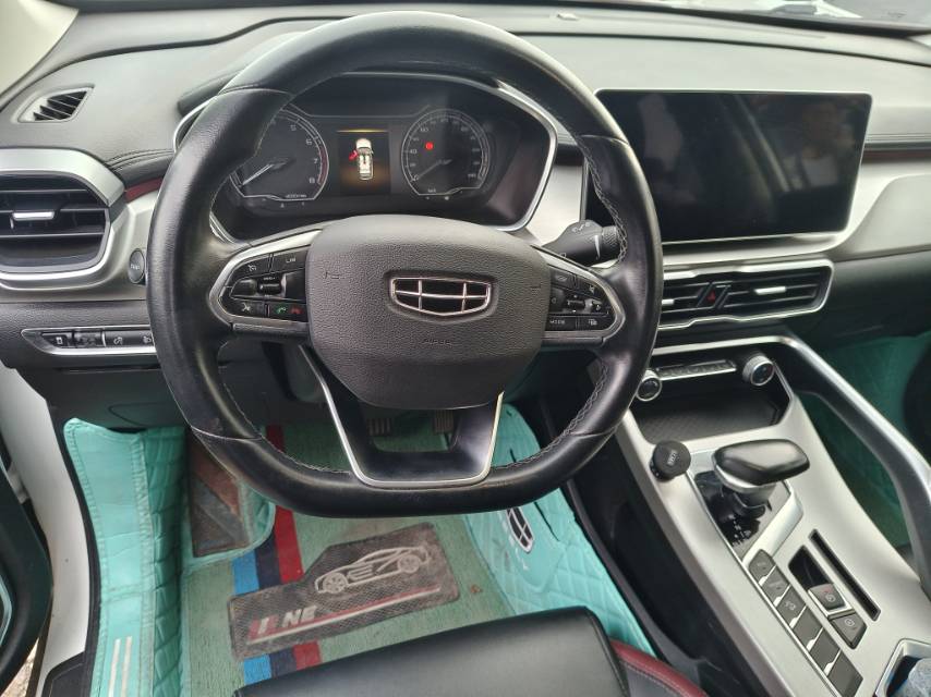 GEELY Coolray 2021 #3 GEELY Coolray 2021 car image #3