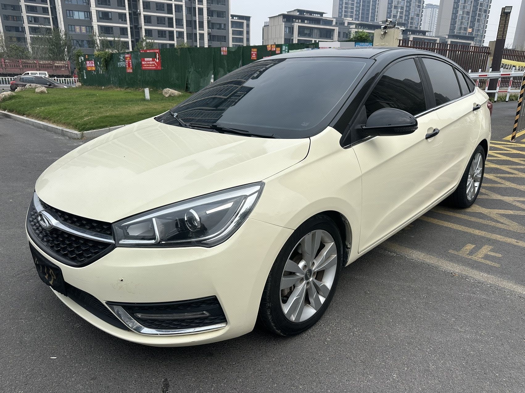Chery Arrizo 5 2016 Chery Arrizo 5 2016 car image