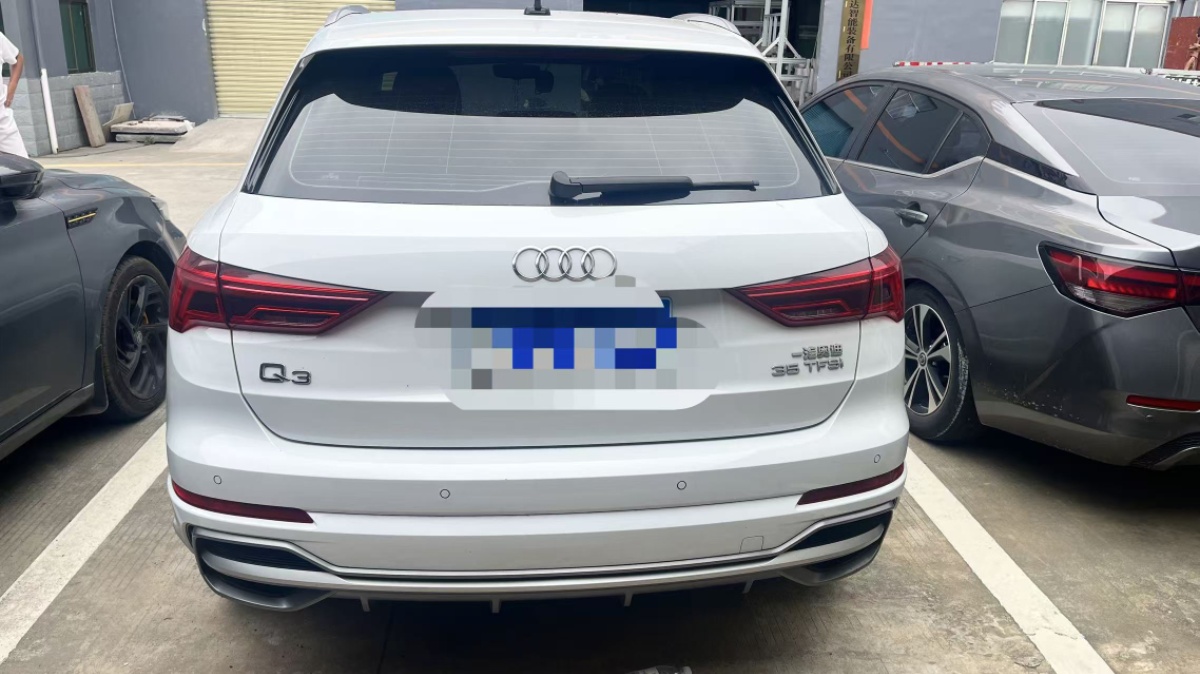 Audi Q3 2023 immagine di auto #4