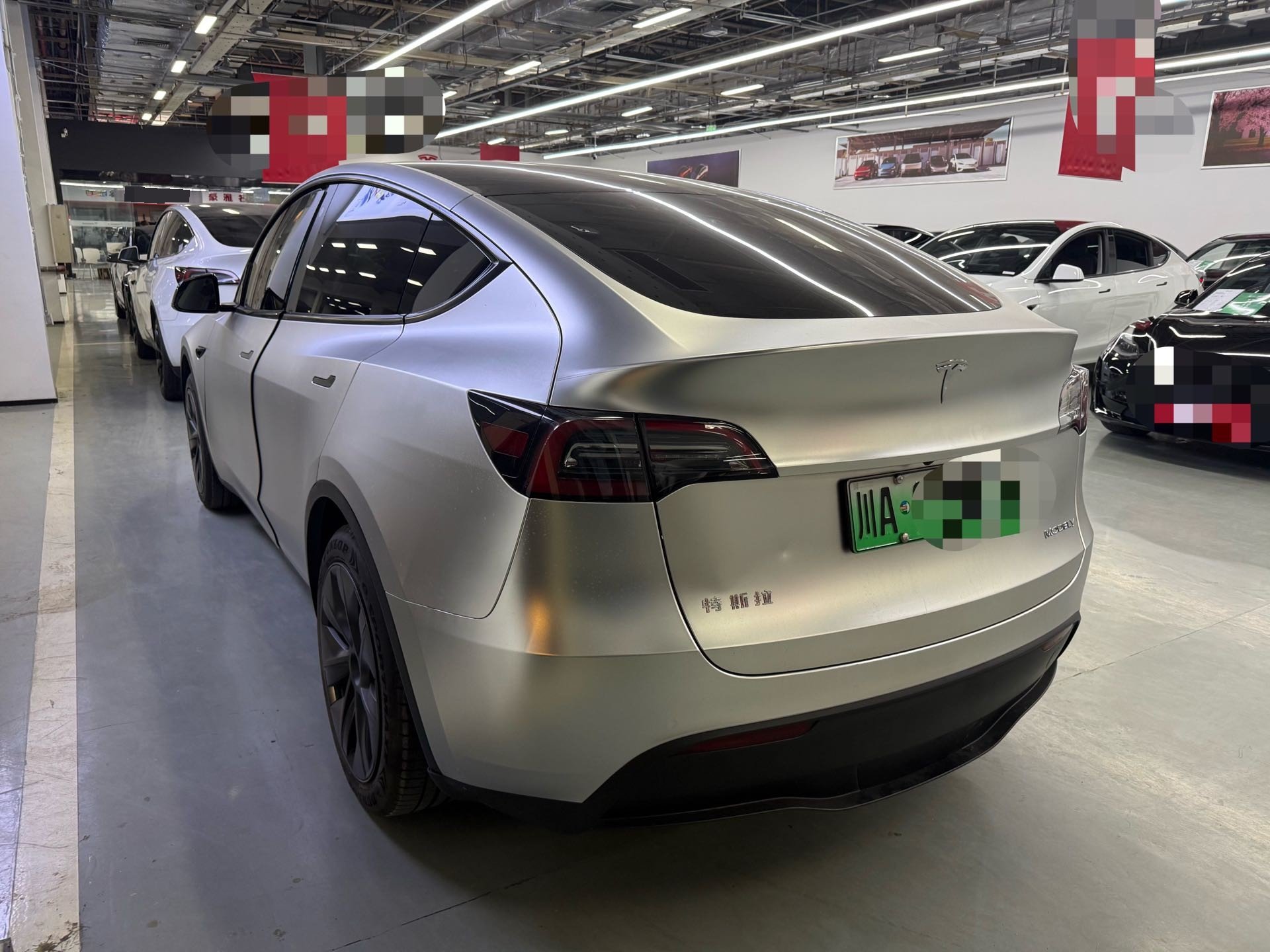 Tesla Model Y 2024 #3 Tesla Model Y 2024 car image #3