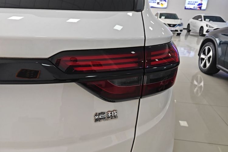 GEELY Coolray 2025 #8 GEELY Coolray 2025 car image #8