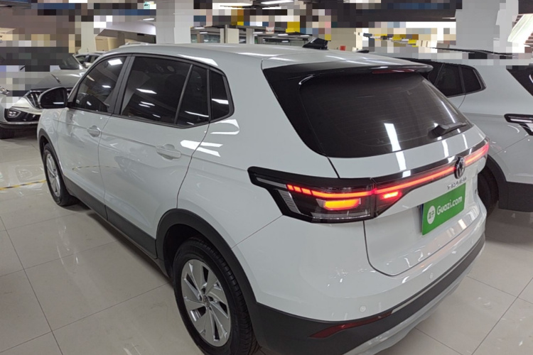 Volkswagen Tharu 2025 car image #5