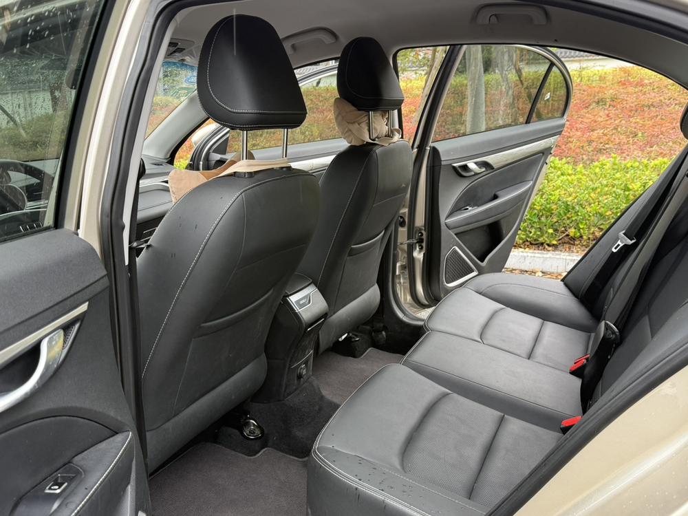 GEELY Emgrand 2019 image de voiture #17