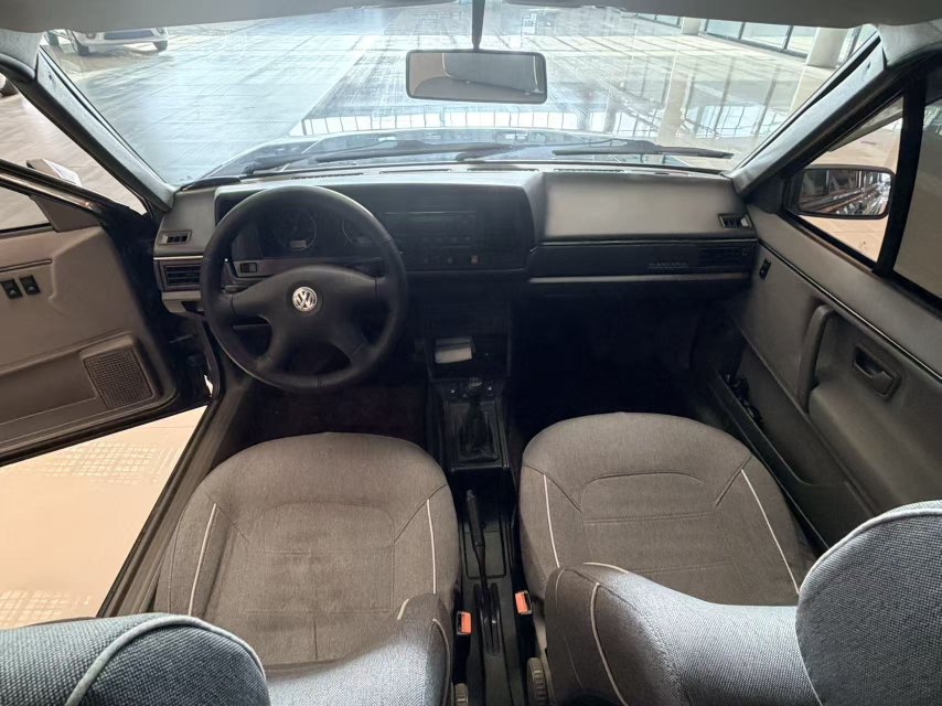 Volkswagen Santana Classic 2013 car image #5