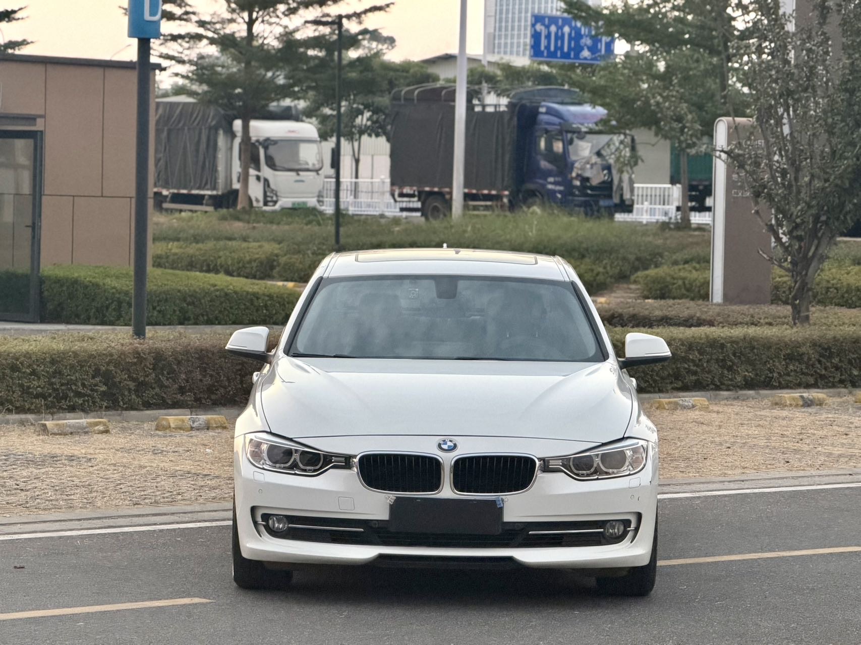 BMW 3 Series 2014 #2 BMW 3 Series 2014 car image #2