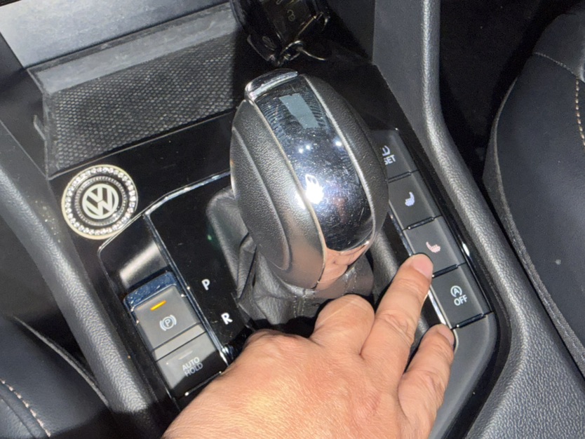 Volkswagen Tharu 2023 car image #8