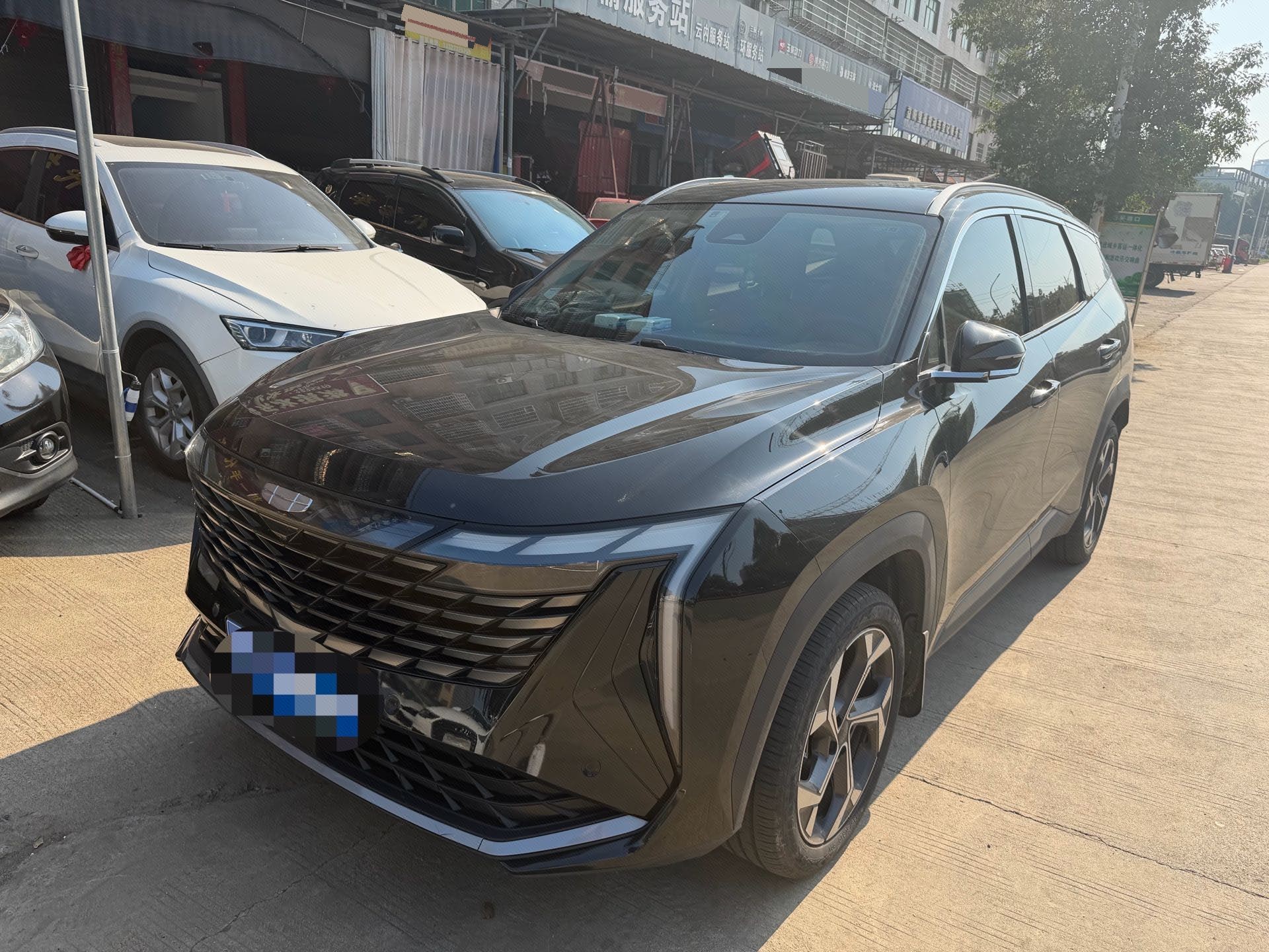 GEELY Boyue L 2023 صورة سيارة 