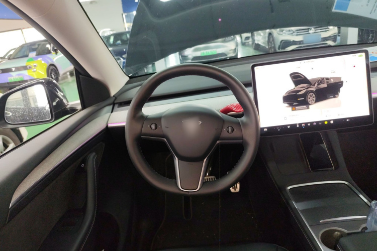 Tesla Model Y 2023 #11 Tesla Model Y 2023 car image #11