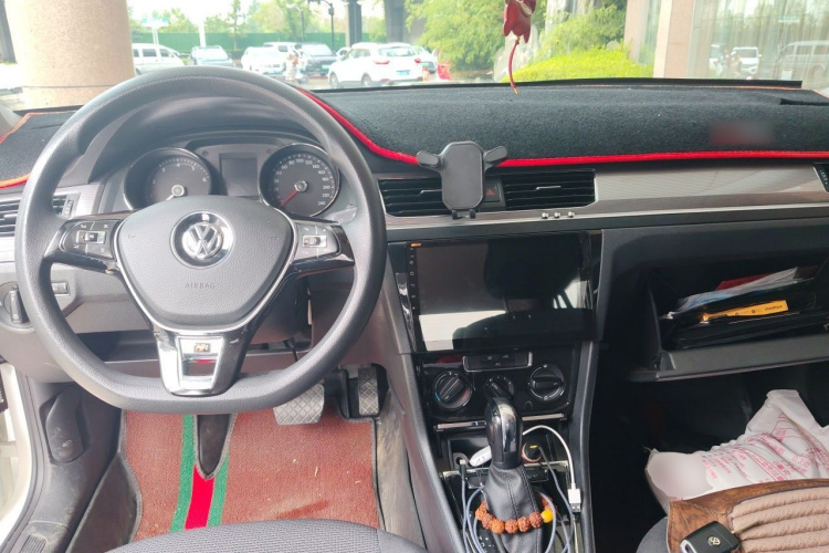 Volkswagen Bora 2020 car image #7