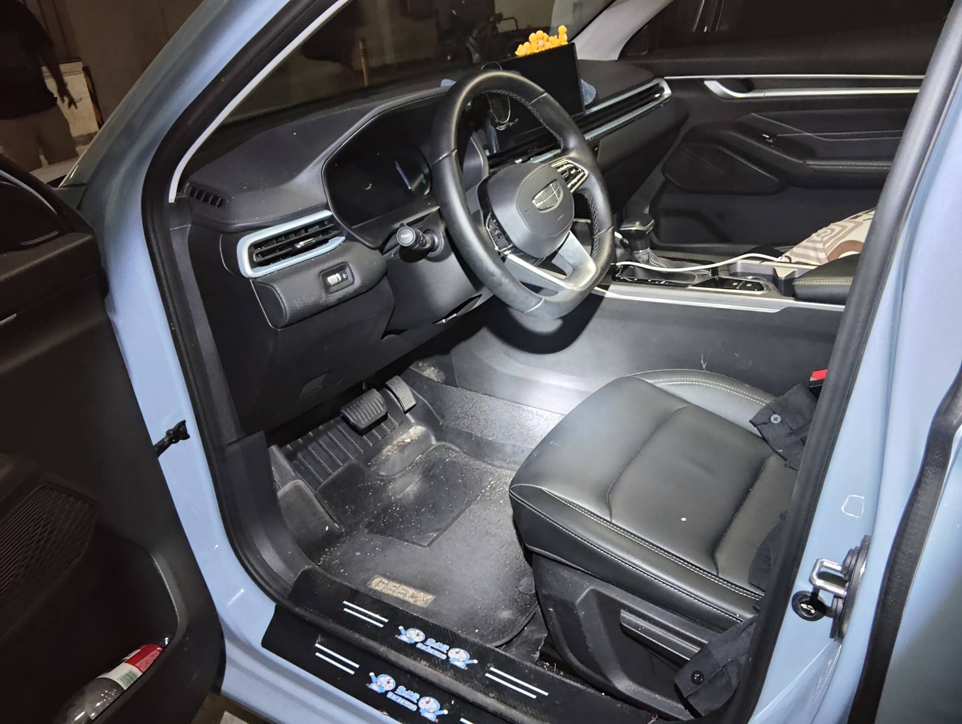 GEELY Emgrand 2025 immagine di auto #3