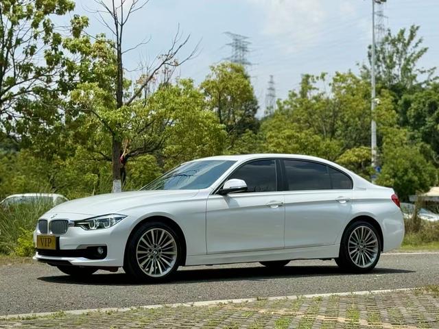 BMW 3 Series 2019 #29 BMW 3 Series 2019 car image #29