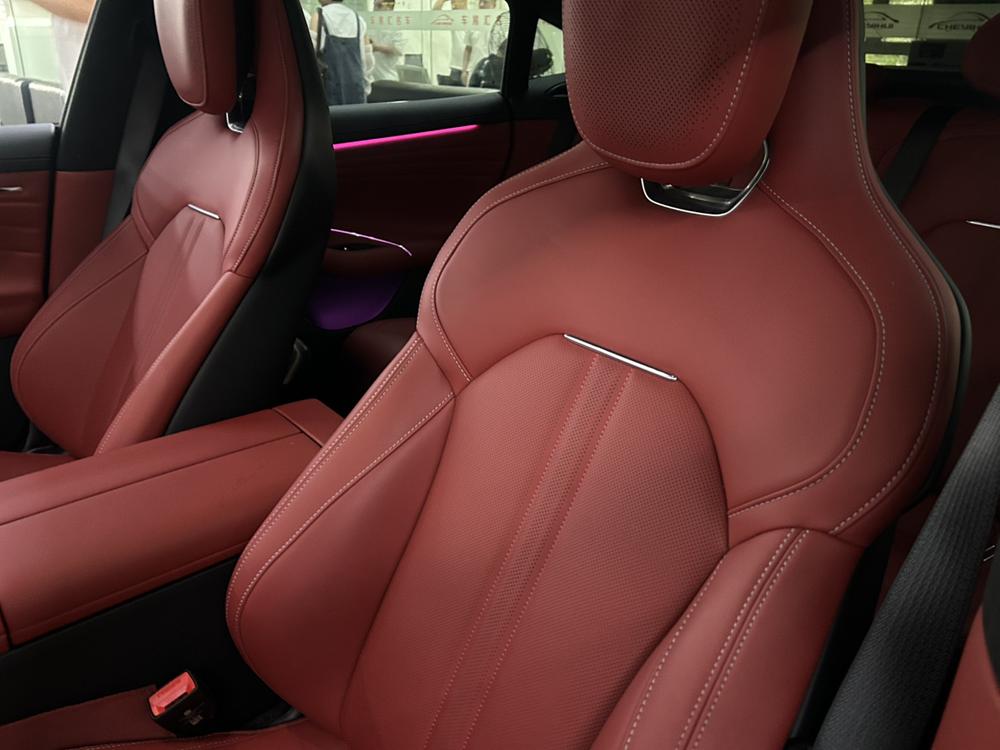 2026 #17 2026 imagen de coche #17