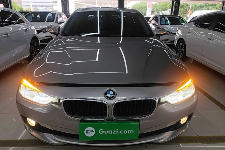 BMW 3 Series 2017 #3 BMW 3 Series 2017 car image #3