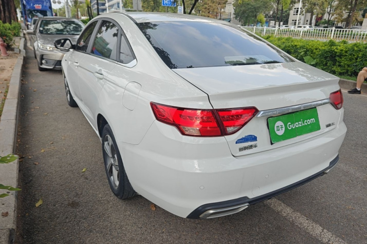 GEELY Emgrand GL 2019 #5 GEELY Emgrand GL 2019 car image #5