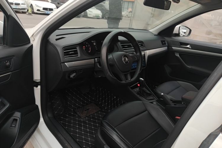 Volkswagen Lavida 2021 #15 Volkswagen Lavida 2021 car image #15