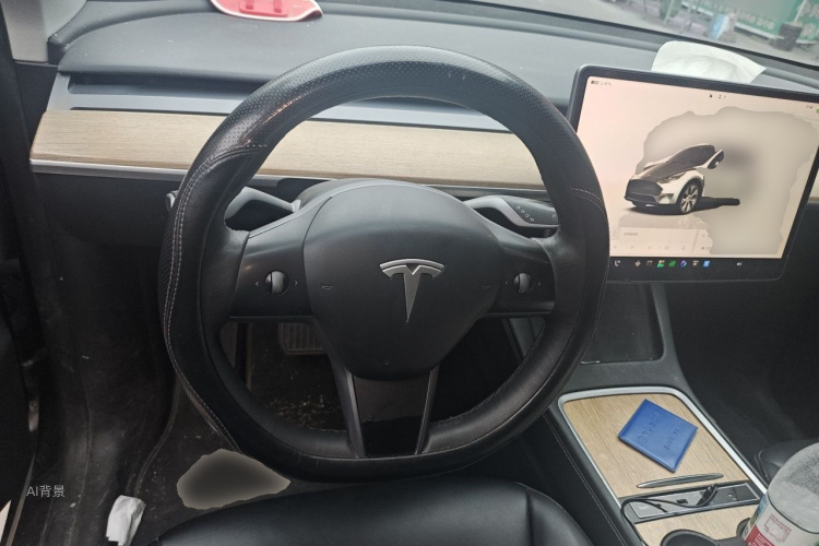 Tesla Model Y 2022 immagine di auto #12