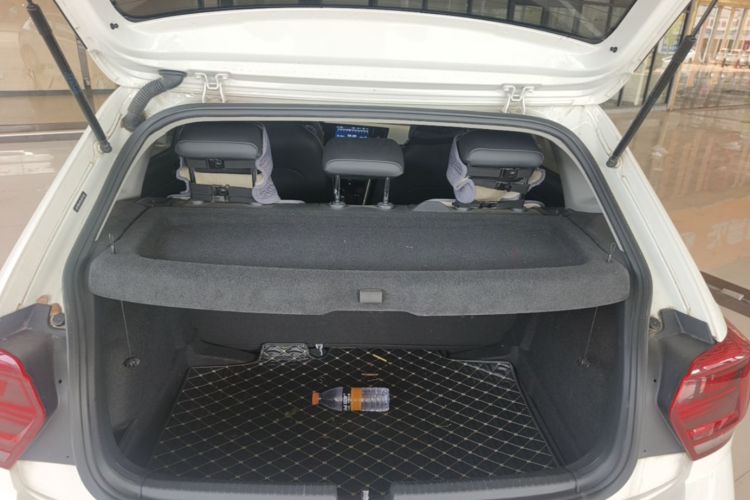Volkswagen Polo 2020 car image #19