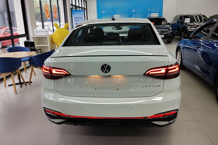Volkswagen Lavida 2025 car image #6
