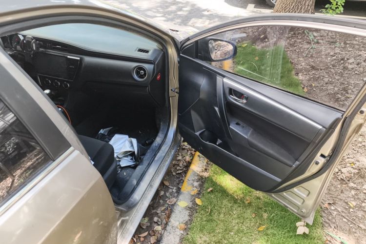 Toyota Corolla 2017 #23 Toyota Corolla 2017 car image #23