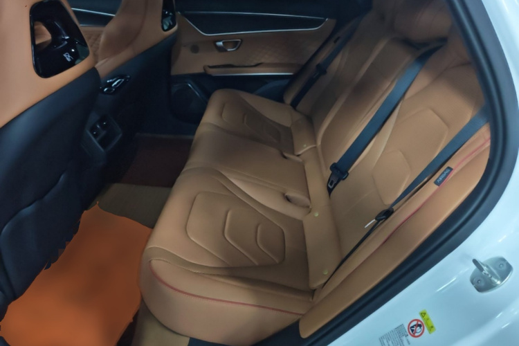BYD Han 2022 car image #17