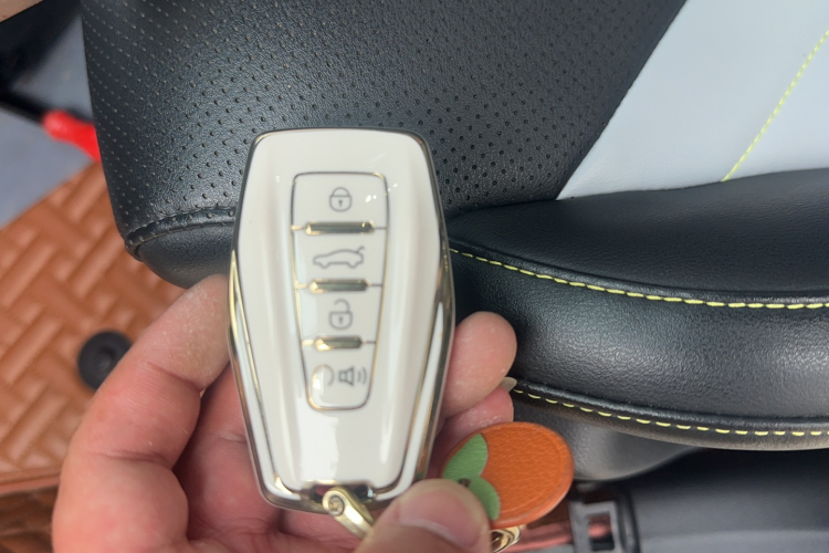 GEELY Coolray 2022 #9 GEELY Coolray 2022 car image #9
