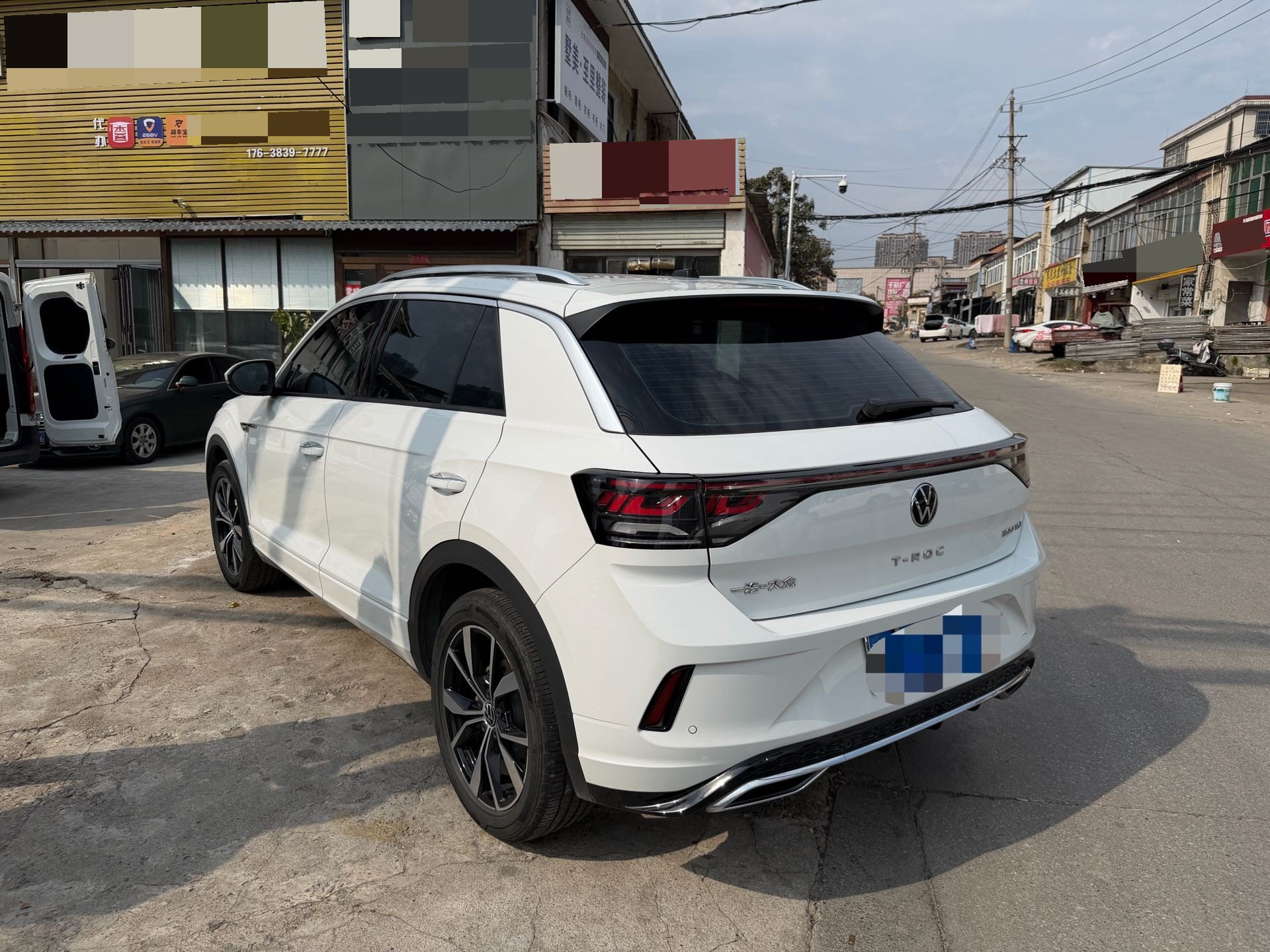 Volkswagen T-Roc 2024 #2 Volkswagen T-Roc 2024 صورة سيارة #2