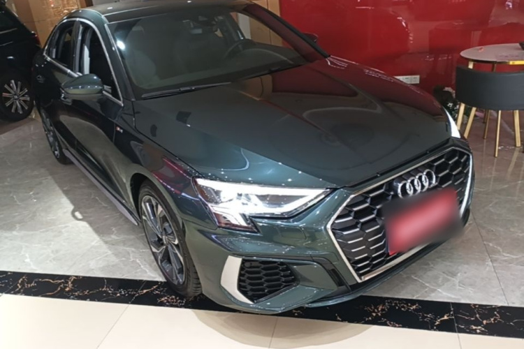 Audi A3 2022 immagine di auto #6