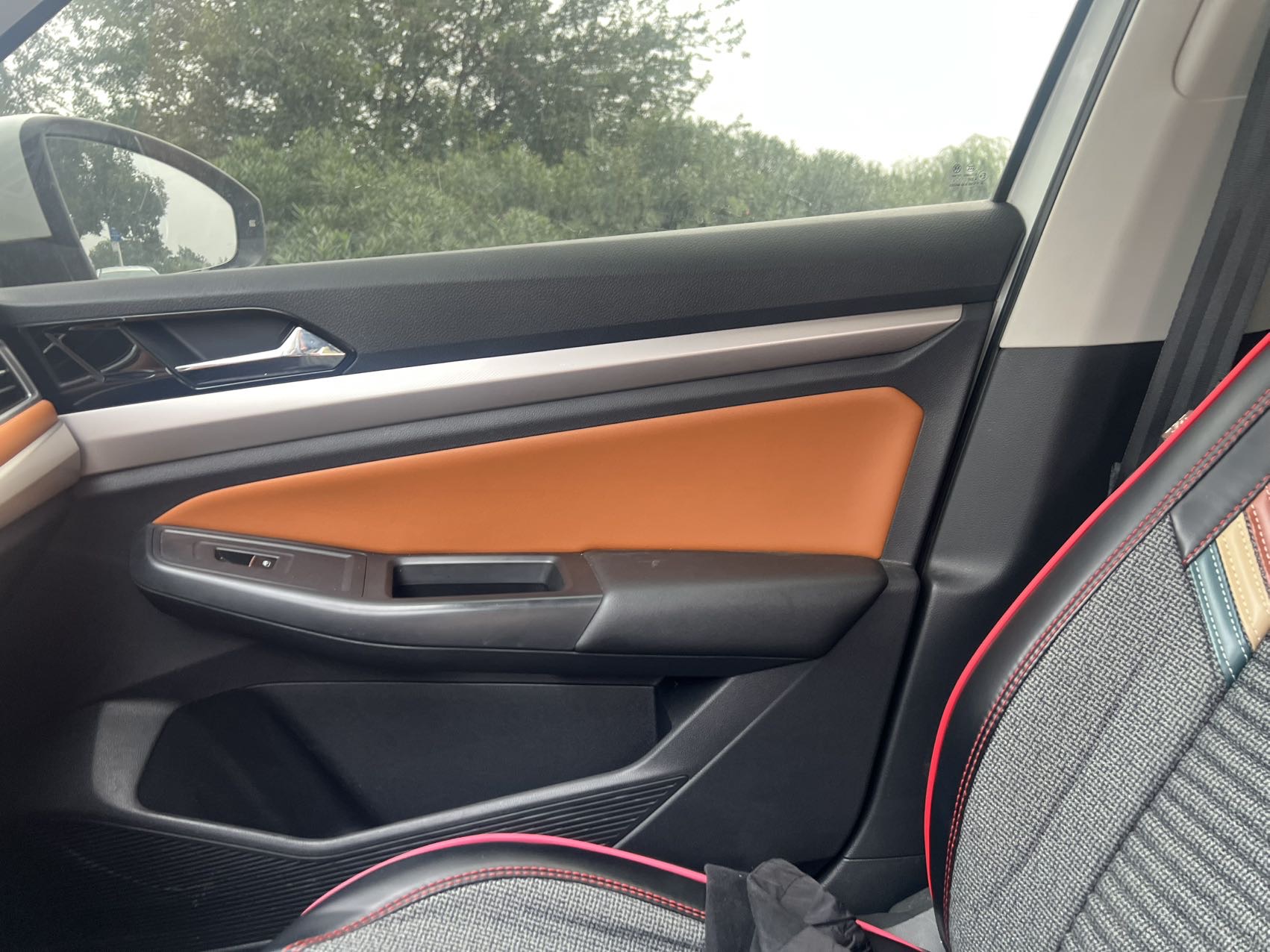 2023 #2 2023 immagine di auto #2