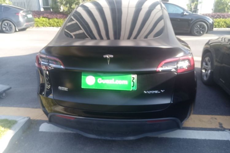 Tesla Model Y 2021 #6 Tesla Model Y 2021 car image #6