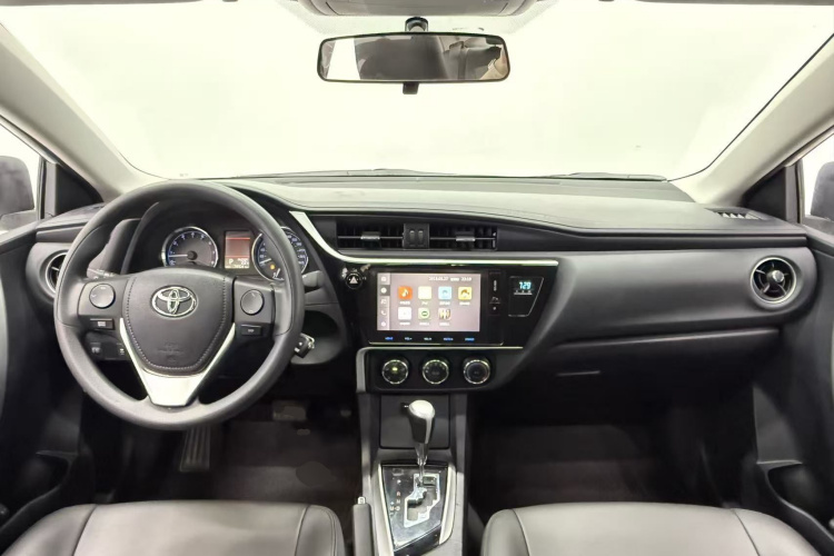Toyota Corolla 2017 #10 Toyota Corolla 2017 car image #10