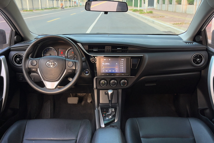 Toyota Corolla 2019 car image #9