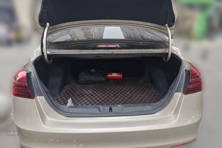 GEELY Emgrand 2020 #21 GEELY Emgrand 2020 car image #21
