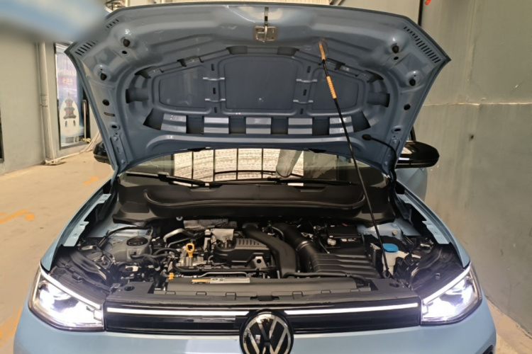Volkswagen Tharu 2024 car image #20