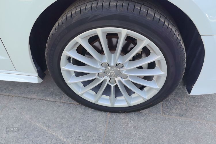 Audi A3 2018 image de voiture #9