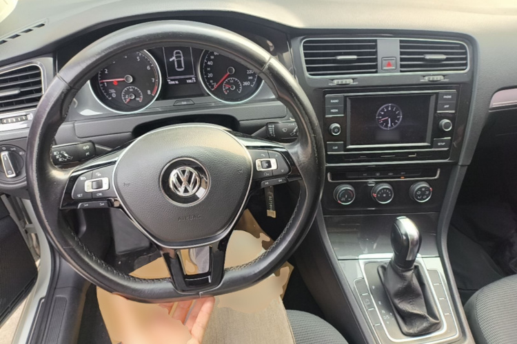 Volkswagen Golf 2018 #11 Volkswagen Golf 2018 car image #11