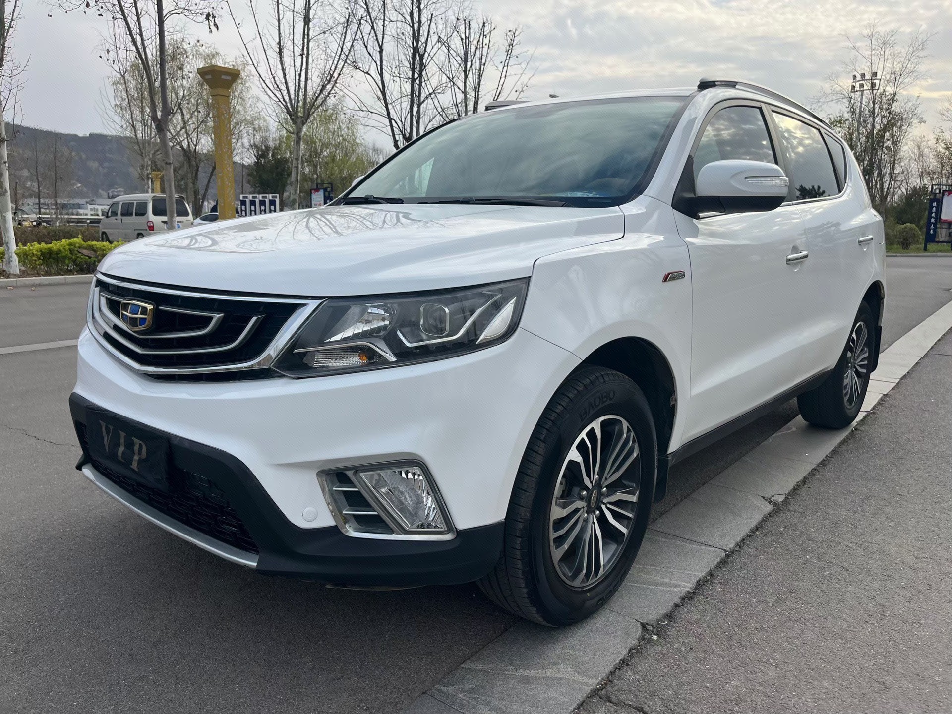 GEELY Vision X6 2018 GEELY Vision X6 2018 immagine di auto
