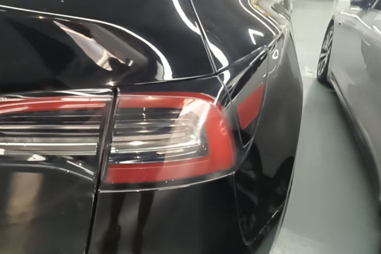 Tesla Model Y 2023 #8 Tesla Model Y 2023 immagine di auto #8