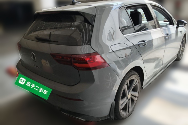 Volkswagen Golf 2022 car image #5
