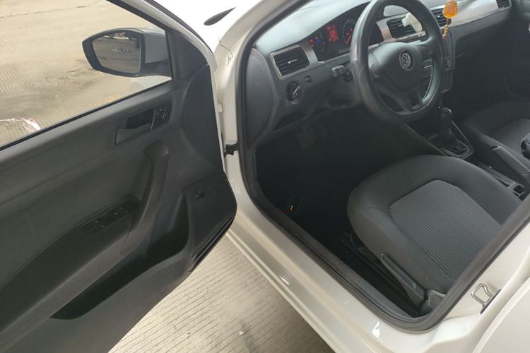 Volkswagen Santana 2020 car image #16