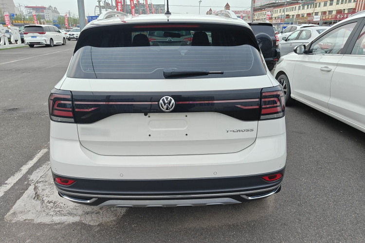 Volkswagen T-Cross 2020 car image #7