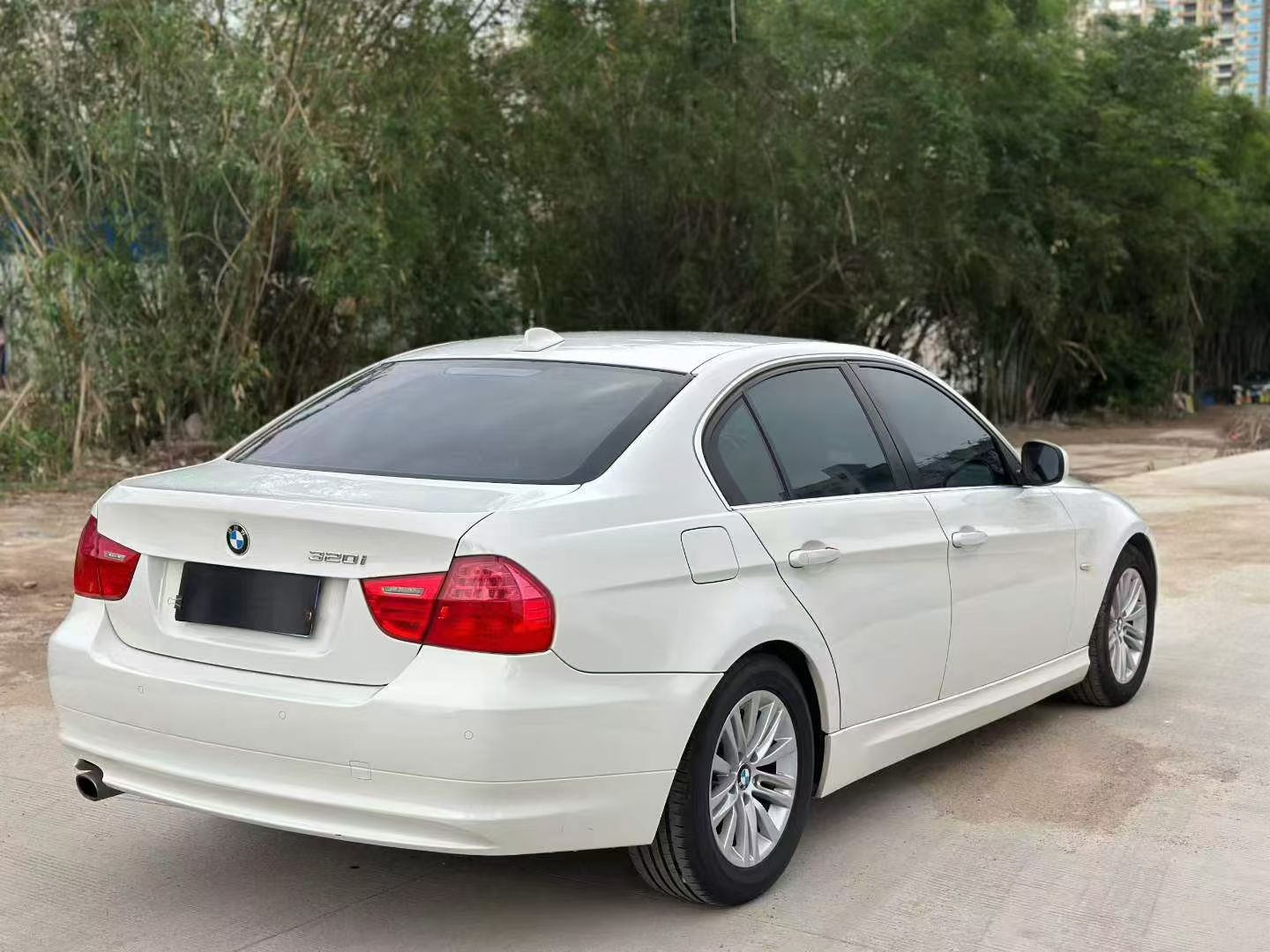 BMW 3 Series 2012 #8 BMW 3 Series 2012 car image #8