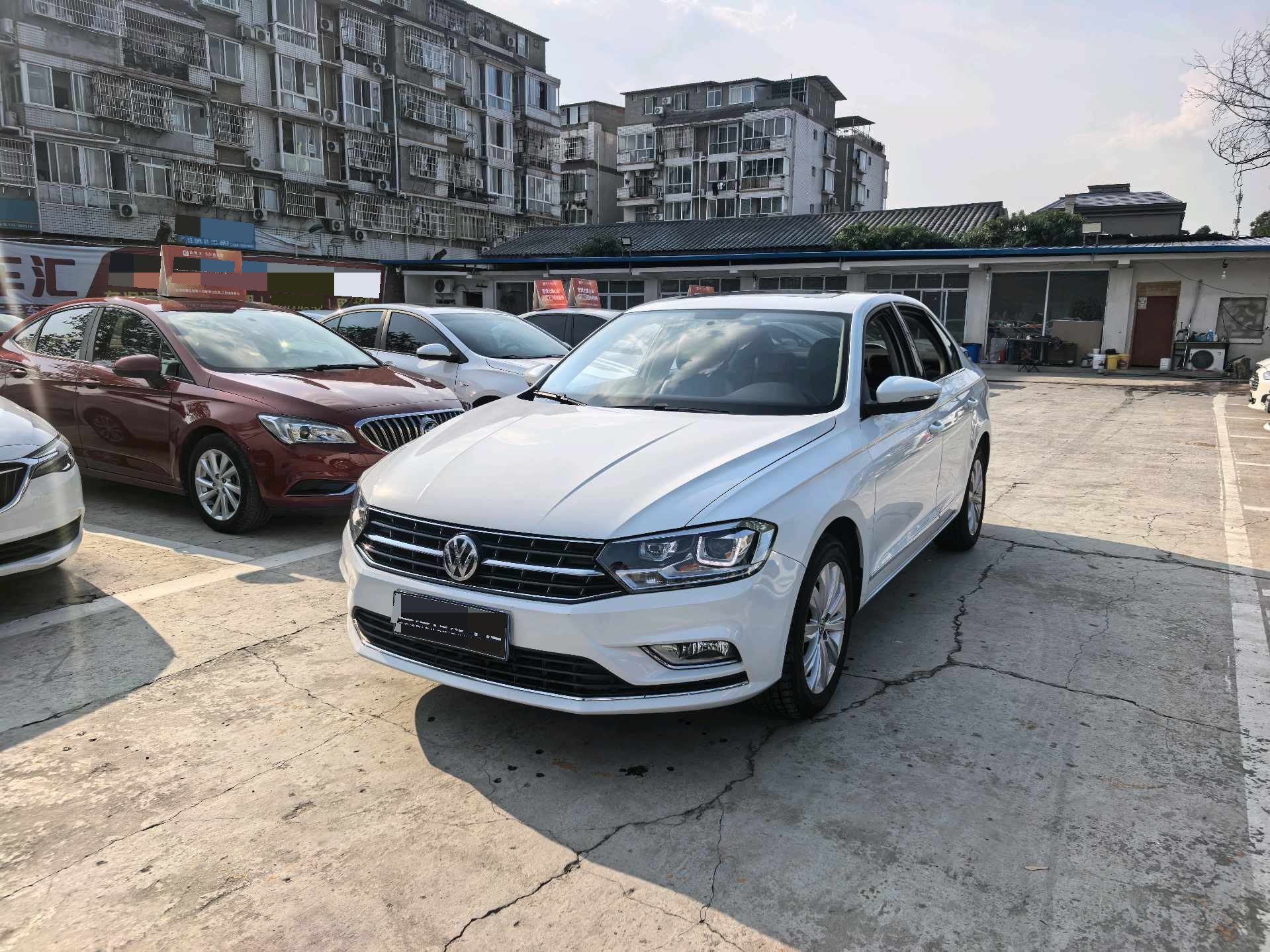 Volkswagen Bora 2018 car image 