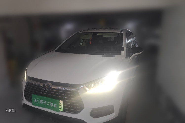 BYD Yuan New Energy 2019 #2 BYD Yuan New Energy 2019 car image #2