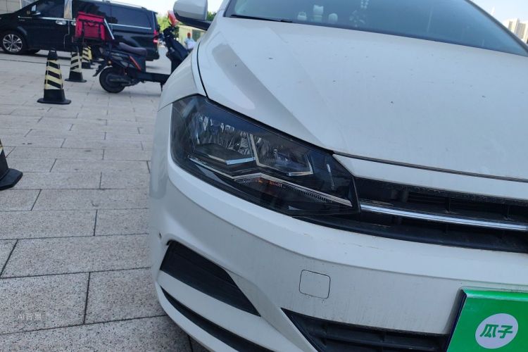 Volkswagen Polo 2022 car image #8