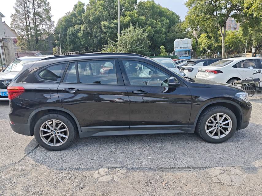 BMW X1 2018 #3 BMW X1 2018 car image #3