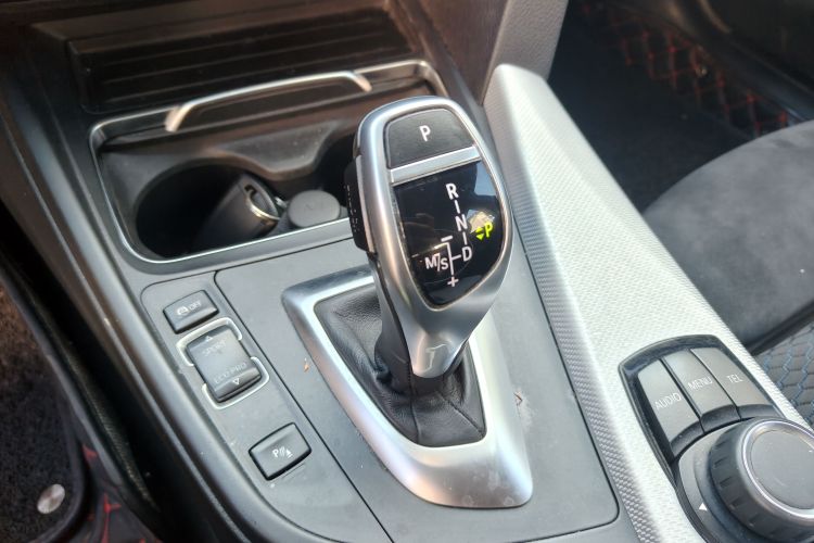 BMW 3 Series 2017 #14 BMW 3 Series 2017 car image #14