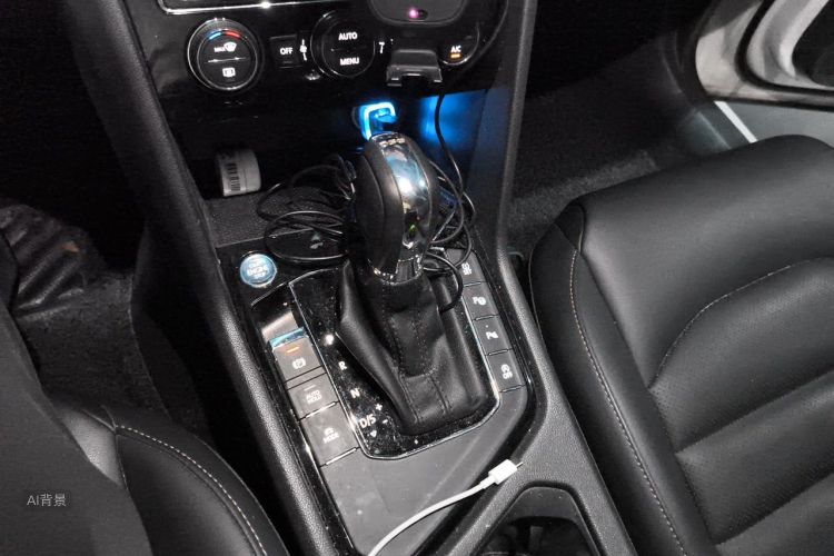 Volkswagen Tharu 2020 car image #16